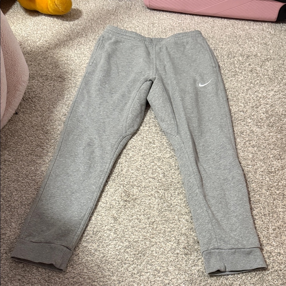 Nike Men’s Tapered Joggers